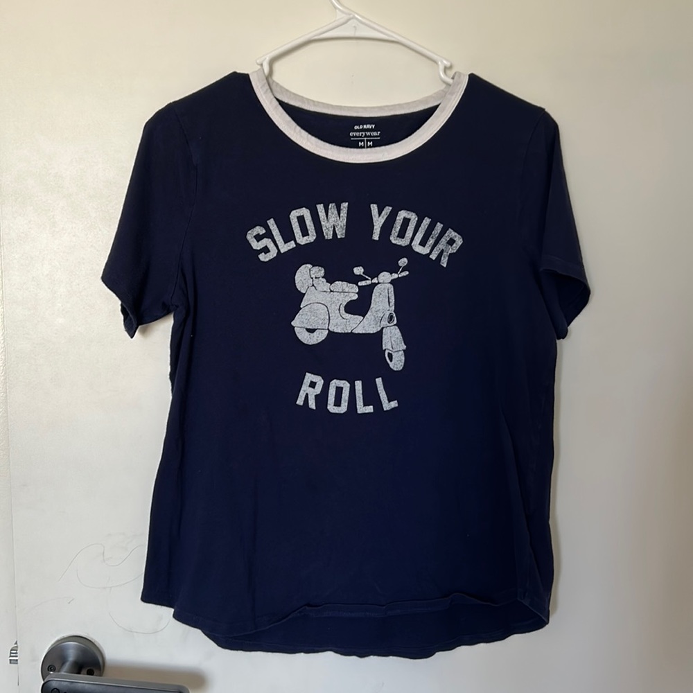 Old Navy t-shirt